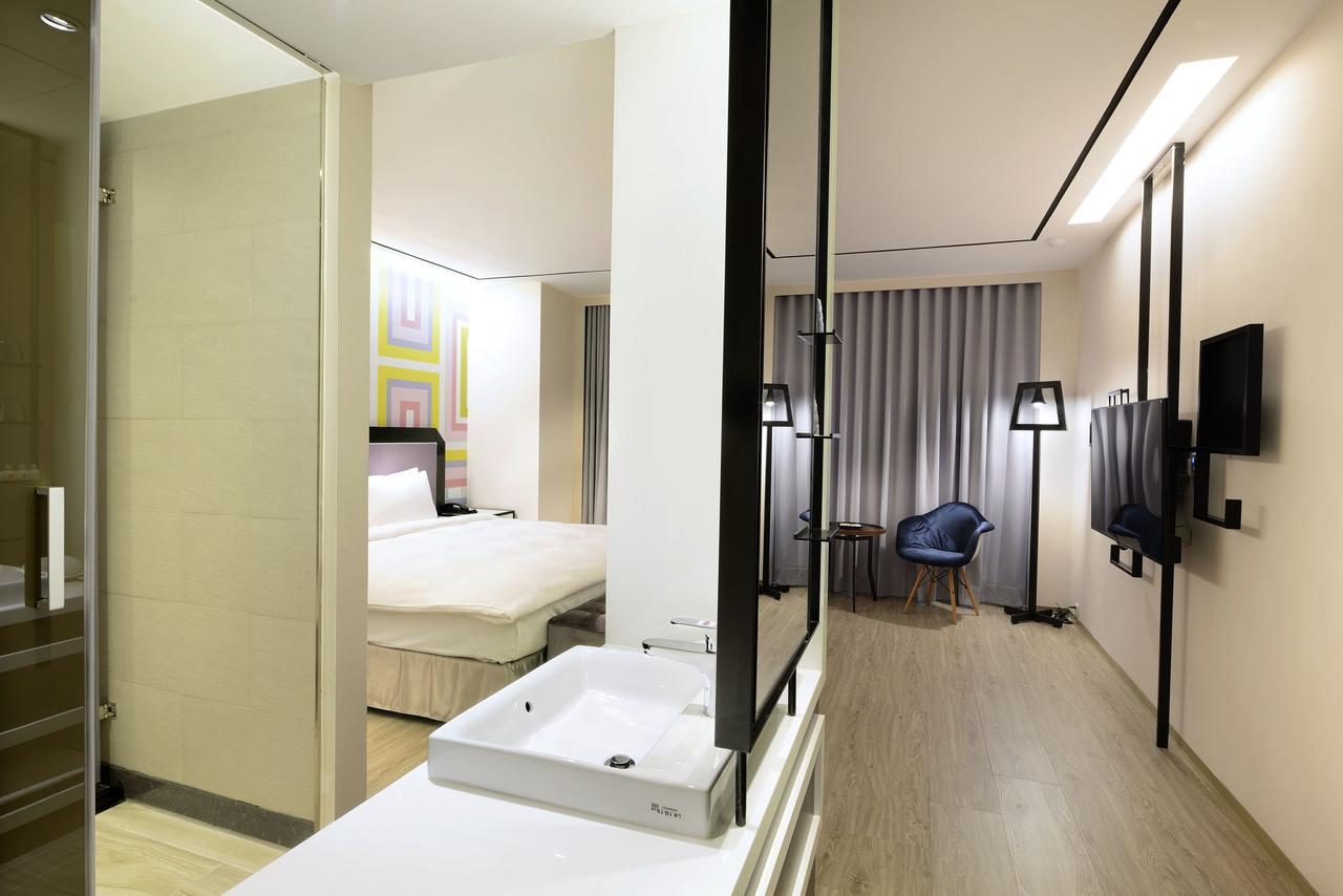 Uinn Business Hotel-Shihlin Taipeh Exterior foto